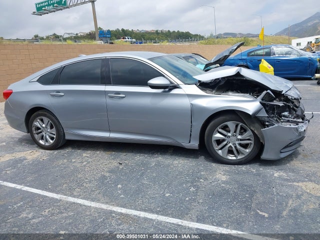Honda ACCORD LX 2018 1HGCV1F12JA083027 Image 13