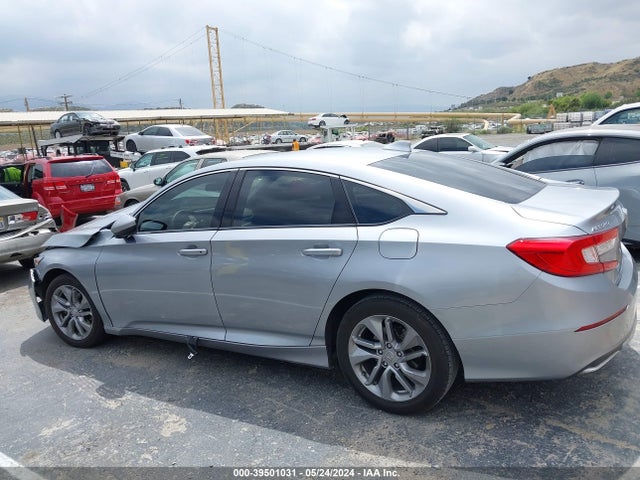 Honda ACCORD LX 2018 1HGCV1F12JA083027 Image 14