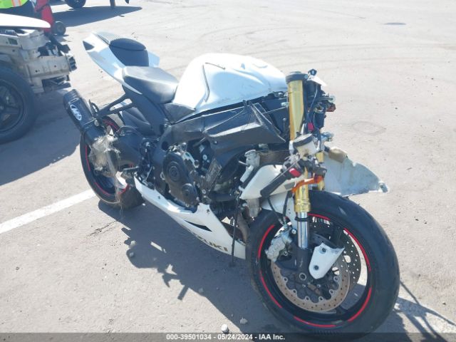 2019 SUZUKI GSX-R750 JS1GR7MA5K7100227