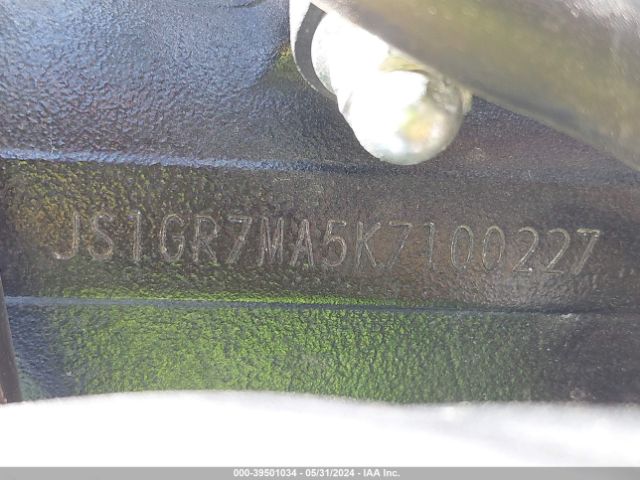 2019 SUZUKI GSX-R750 JS1GR7MA5K7100227 Photo 9
