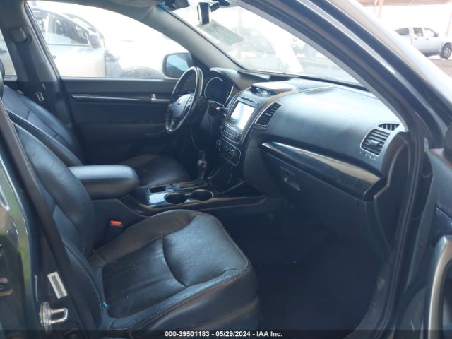 5XYKUDA78FG551943 KIA Sorento Ex V6