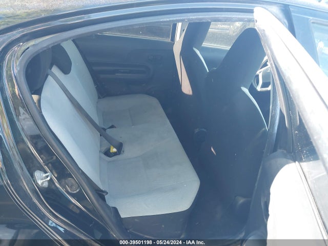 Toyota Prius C One 2015 JTDKDTB37F1103778 Image 8