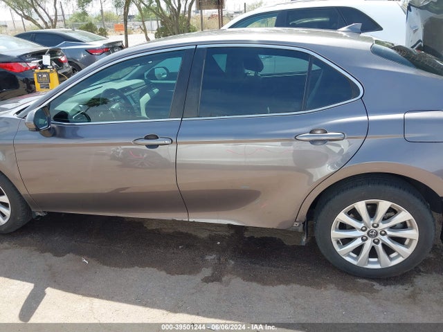 Toyota CAMRY LE 2020 4T1C11AK7LU933404 Image 15