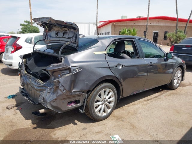 Toyota CAMRY LE 2020 4T1C11AK7LU933404 Image 4
