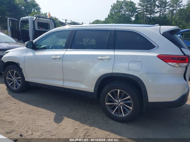 Toyota Highlander Xle 2019 5TDJZRFH7KS612675 Image 15