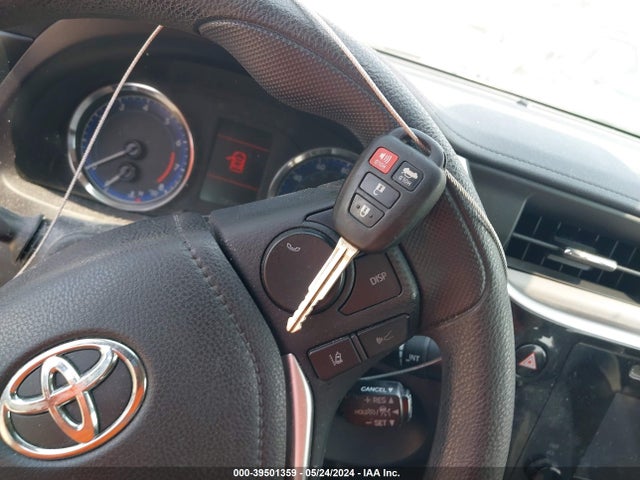 Toyota COROLLA LE 2018 5YFBURHE4JP776009 Image 11