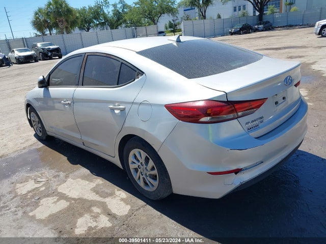 Hyundai ELANTRA SE 2017 KMHD74LF2HU109449 Image 3
