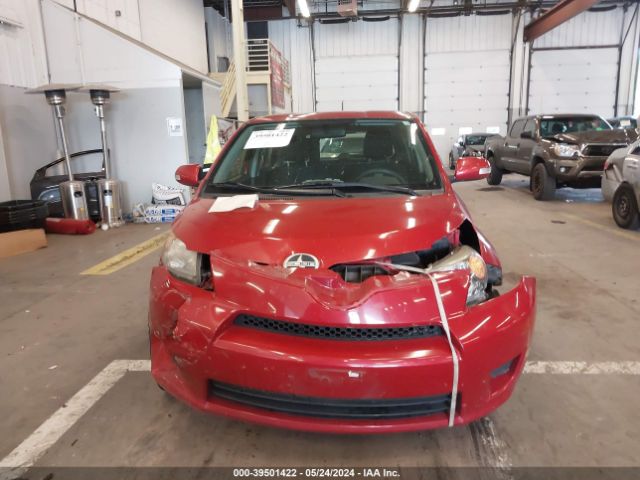 JTKKUPB40E1041082 Scion XD