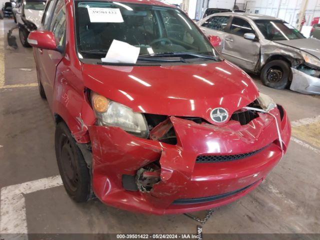 JTKKUPB40E1041082 Scion XD
