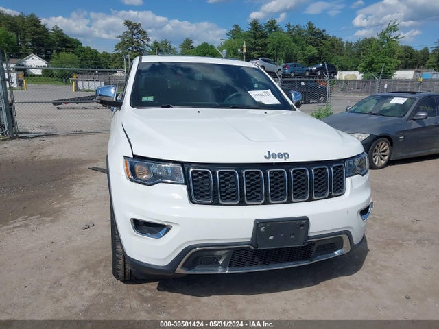 1C4RJFBG4JC458349 Jeep Grand Cherokee Limited 4x4