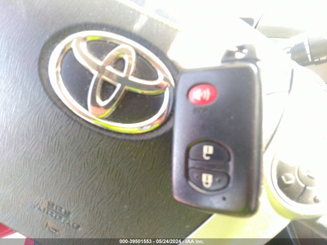 Toyota Prius Two 2014 JTDKN3DU3E1744671 Image 11