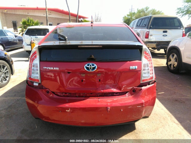 Toyota Prius Two 2014 JTDKN3DU3E1744671 Image 16