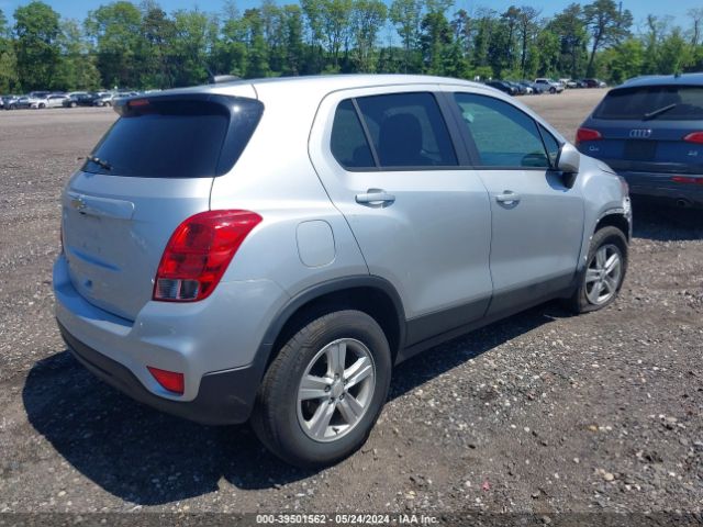 KL7CJNSB6LB037419 Chevrolet Trax Awd Ls