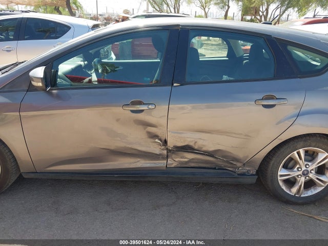 Ford FOCUS SE 2014 1FADP3K29EL155560 Image 6