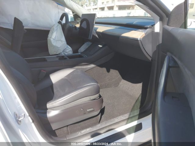5YJYGDEEXMF244532 Tesla Model Y Long Range Dual Motor All-wheel Drive