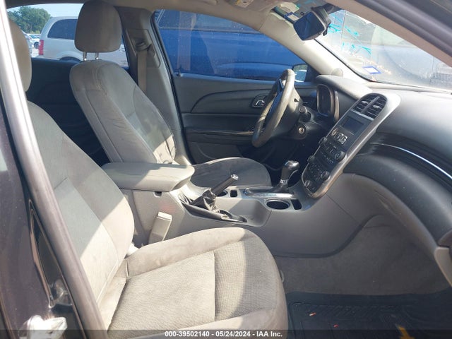 Chevrolet MALIBU LS 2015 1G11B5SL3FF329356 Image 5
