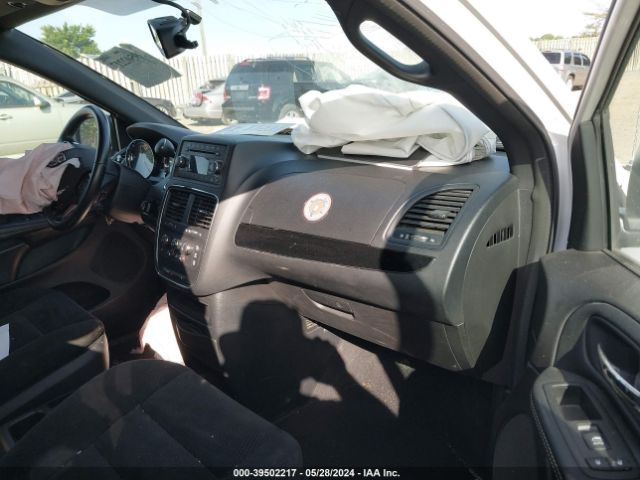 2C4RDGBG2GR108408 Dodge Grand Caravan Se Plus