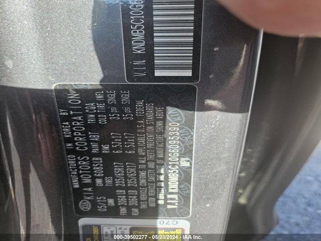 KIA Sedona 2016 KNDMB5C10G6095390 Image 9