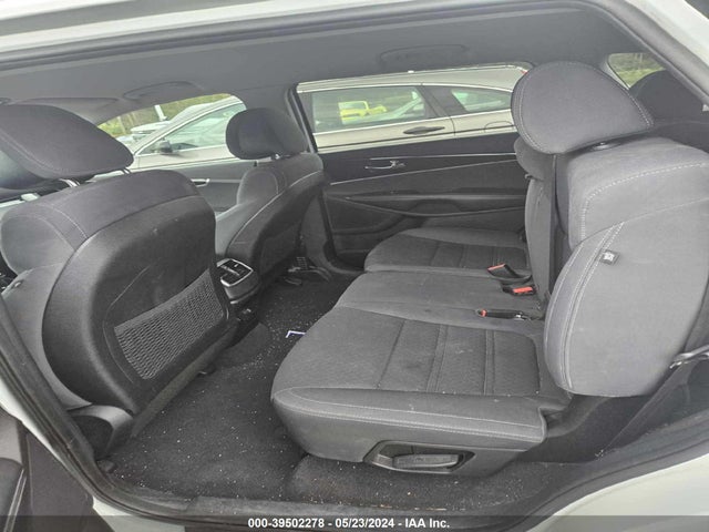 KIA Sorento 2016 5XYPG4A38GG070005 Image 8