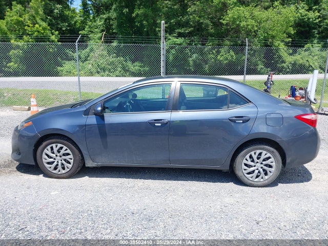 Toyota COROLLA LE 2018 2T1BURHE1JC099517 Image 14