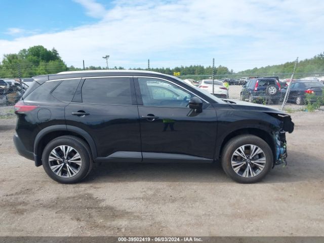 JN8AT3BB2MW212076 Nissan Rogue Sv Intelligent Awd