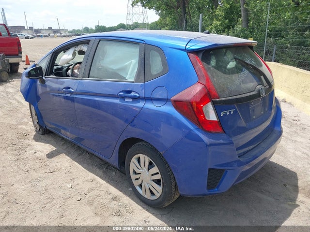 Honda FIT LX 2015 3HGGK5H51FM748303 Image 3