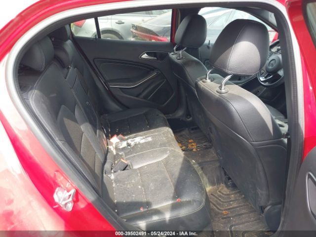 WDCTG4GBXJJ497524 Mercedes-Benz Gla 250 4matic