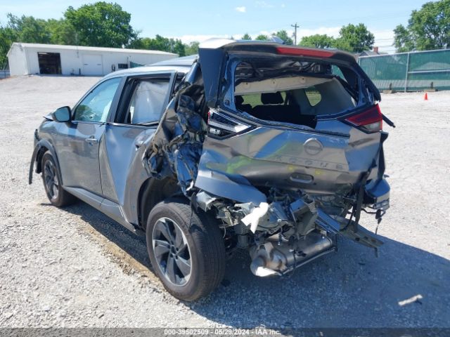 JN8BT3BB7RW424029 Nissan Rogue Sv Intelligent Awd