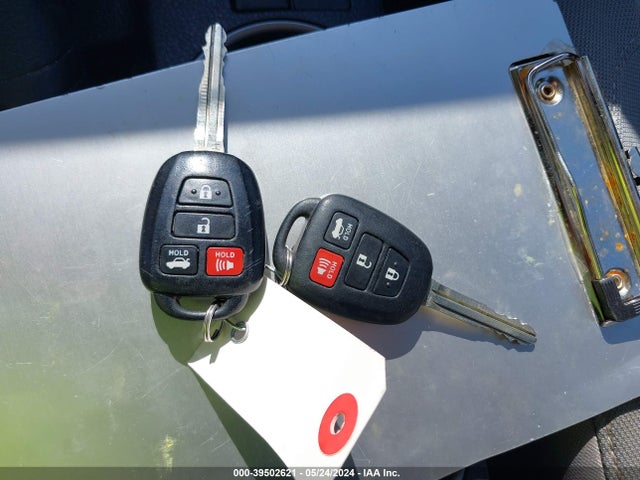 Toyota Corolla Le Plus 2014 2T1BURHE1EC138547 Image 11