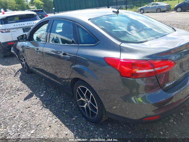 Ford FOCUS SEL 2018 1FADP3H24JL297574 Image 3