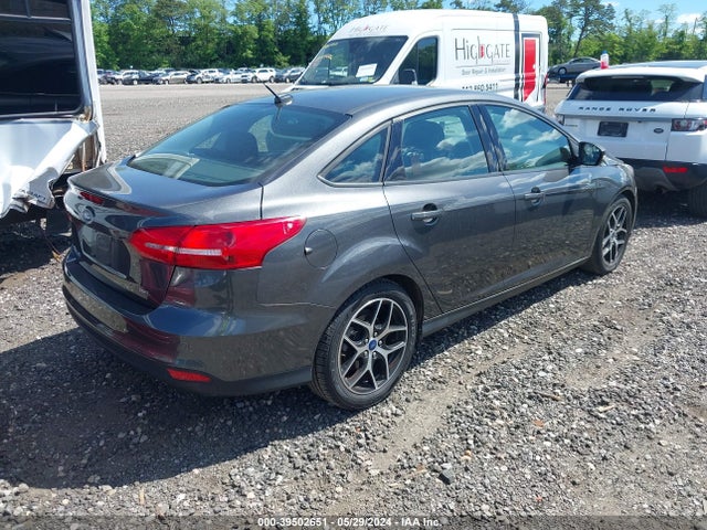Ford FOCUS SEL 2018 1FADP3H24JL297574 Image 4
