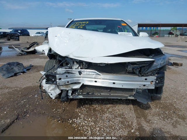 Toyota CAMRY LE 2022 4T1C11AK1NU069047 Image 12