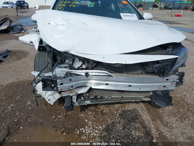 Toyota CAMRY LE 2022 4T1C11AK1NU069047 Image 6