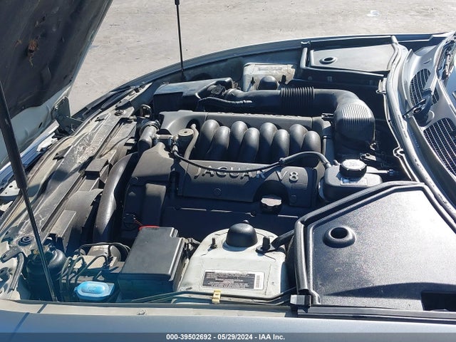 1999 JAGUAR XK8 SAJGX2043XC036428 Photo 9