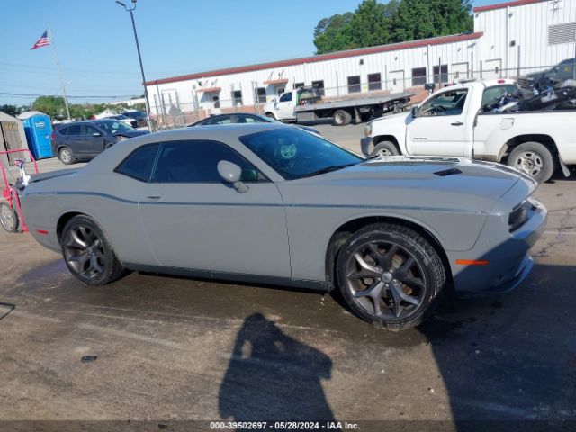 2C3CDZAG5JH182703 Dodge Challenger Sxt Plus