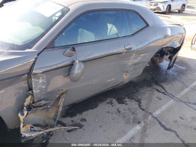 2C3CDZAG5JH182703 Dodge Challenger Sxt Plus