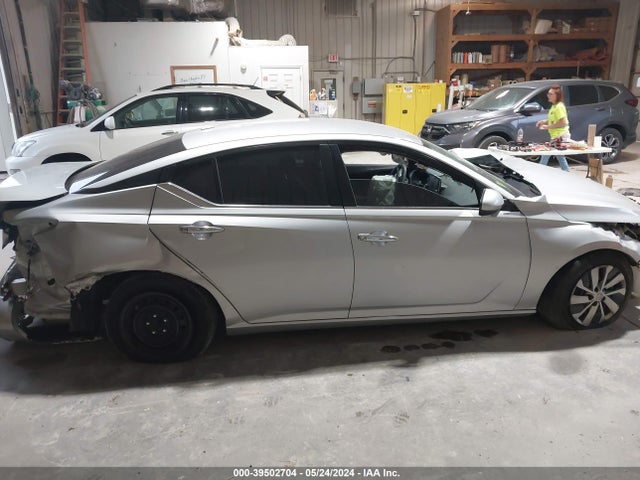 Nissan Altima 2.5 S 2019 1N4BL4BVXKC239157 Image 13