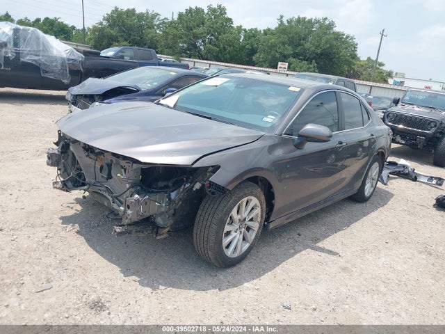 Toyota CAMRY LE 2024 4T1C11AK5RU901785 Image 2
