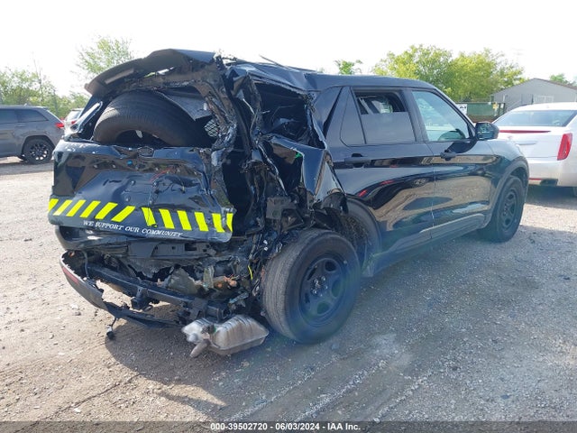 Ford Police Interceptor Utility 2023 1FM5K8AB2PGB15341 Image 4