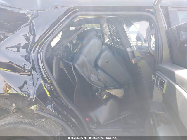 Ford Police Interceptor Utility 2023 1FM5K8AB2PGB15341 Image 8