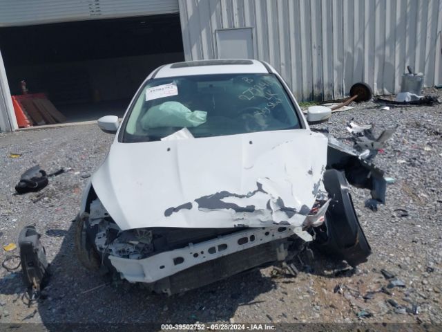 1FADP3H24HL279246 Ford FOCUS SEL