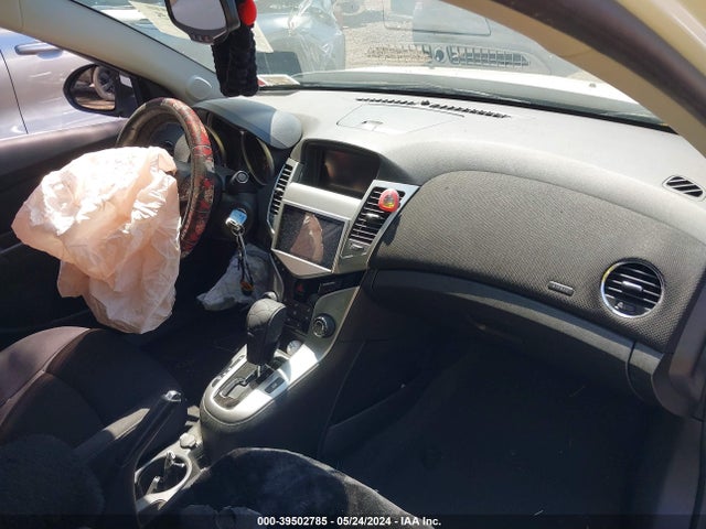 Chevrolet Cruze 1lt Auto 2014 1G1PC5SB0E7446206 Image 5