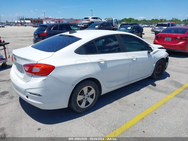 Chevrolet Cruze Ls Auto 2017 1G1BC5SM9H7181687 Image 4