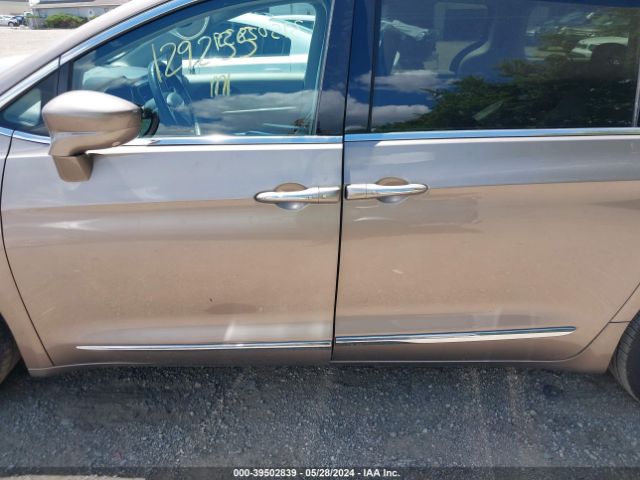 2C4RC1EG9JR112670 Chrysler Pacifica Touring L Plus