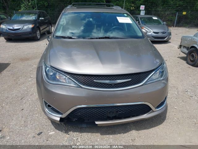 2C4RC1EG9JR112670 Chrysler Pacifica Touring L Plus