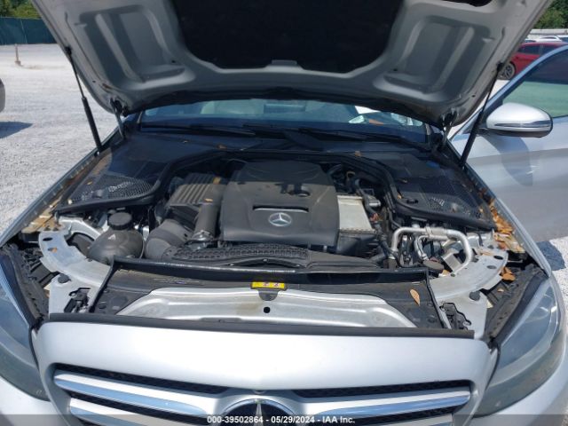 55SWF4JB3HU230174 Mercedes-Benz C 300 Luxury/sport