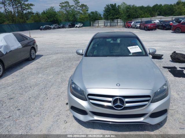 55SWF4JB3HU230174 Mercedes-Benz C 300 Luxury/sport