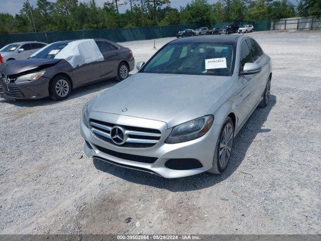 55SWF4JB3HU230174 Mercedes-Benz C 300 Luxury/sport