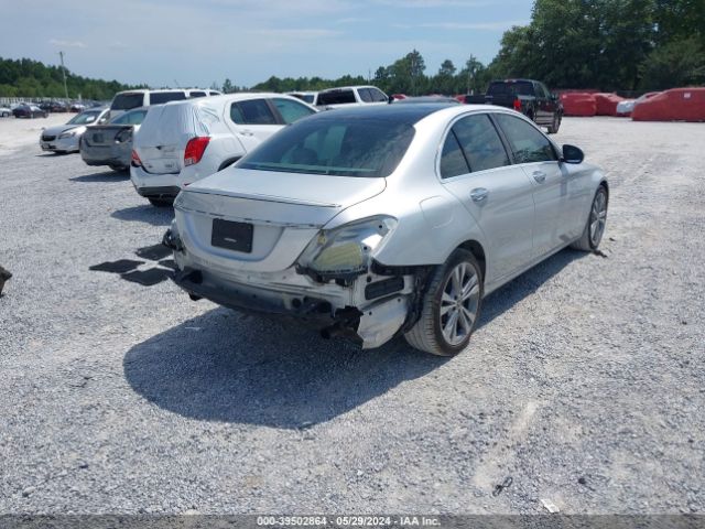 55SWF4JB3HU230174 Mercedes-Benz C 300 Luxury/sport