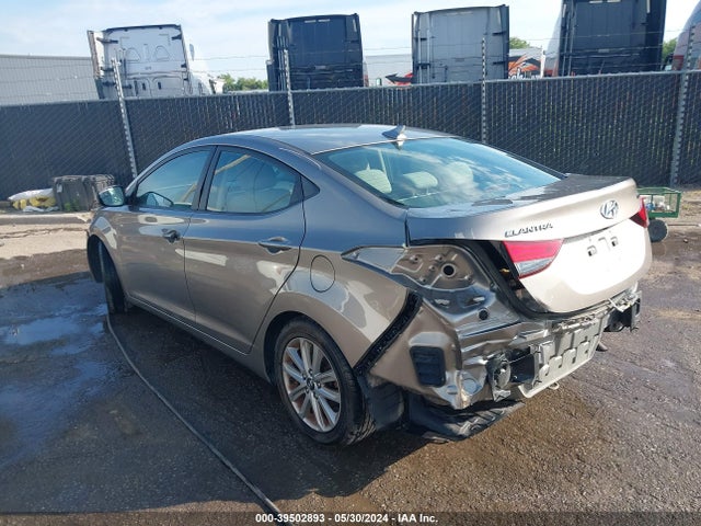 Hyundai ELANTRA SE 2015 5NPDH4AE5FH606384 Image 3
